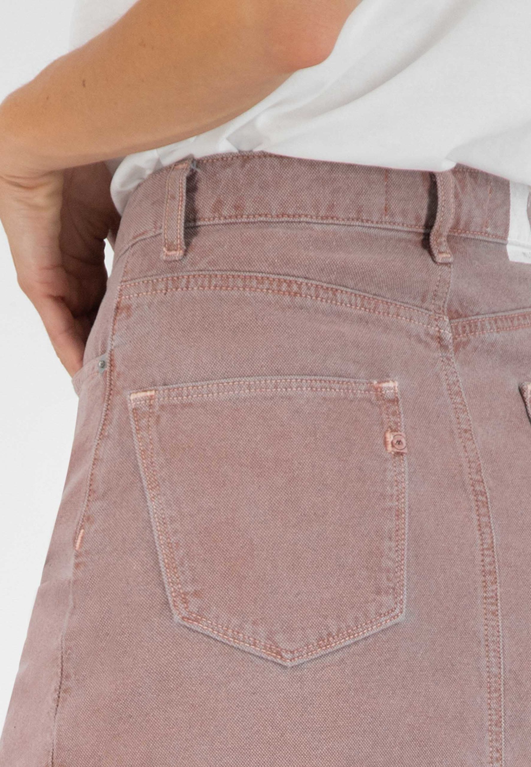 Jupe en jeans en coton bio et recyclé SOPHIE ROCKS Terra de MudJeans – Image 3