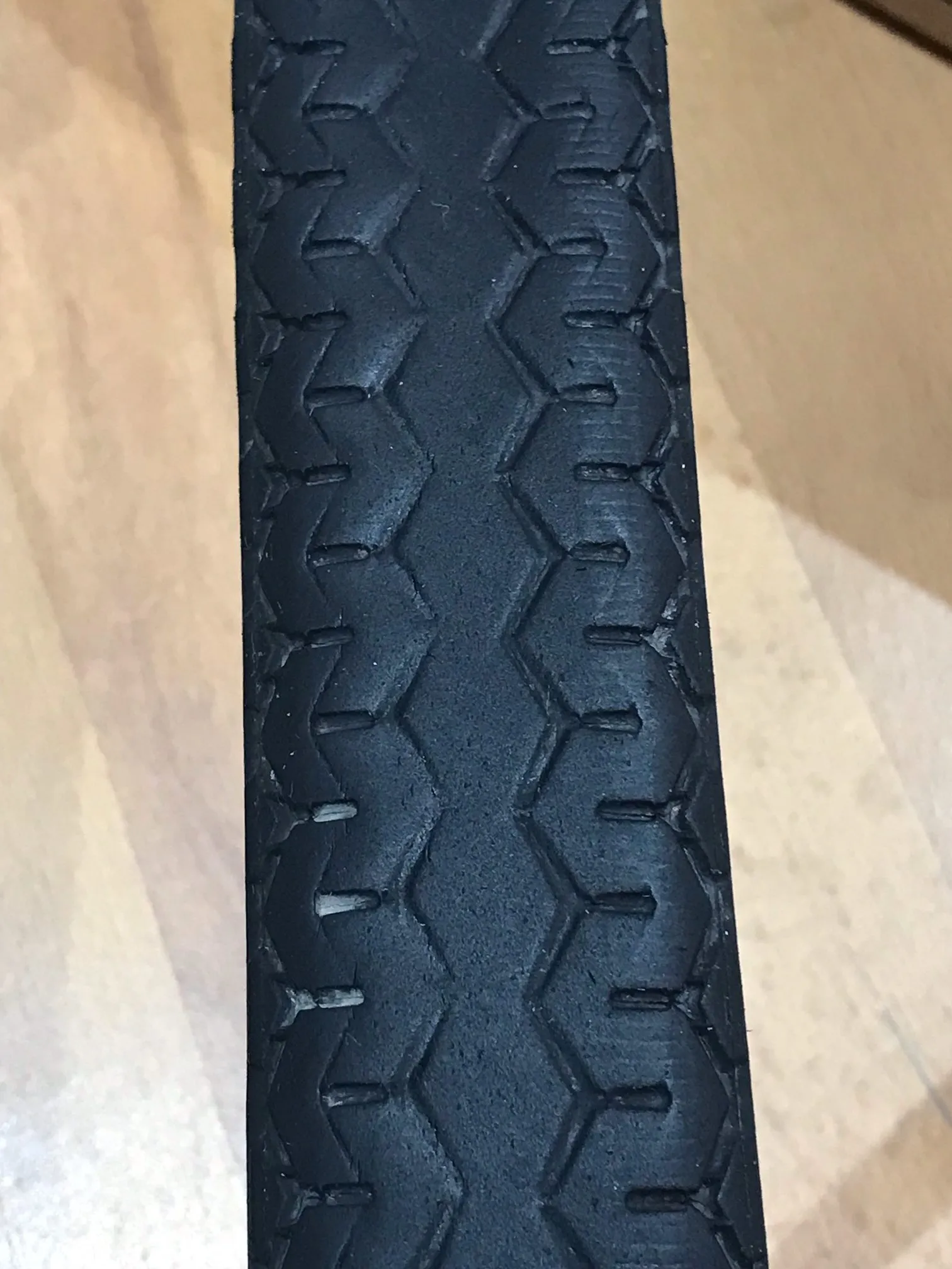 Ceinture en pneu recyclé Michelin – Cingomma – Image 3