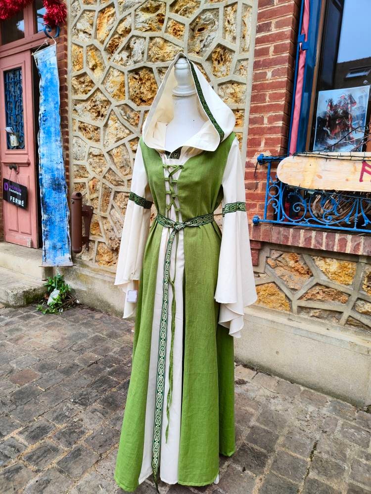 Robe elfique ou médievale verte et écrue en lin avec grande capuche ceinture et manches amples, costume pour femme mariage médiéval, celtique – Image 5